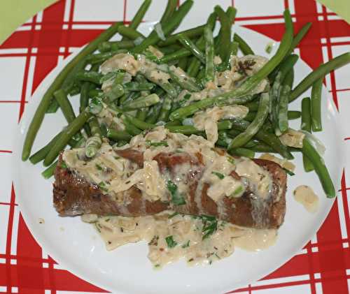 Andouillette à la beaujolaise