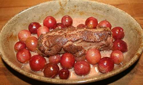 Andouillette à la moutarde au moût de raisin et raisins