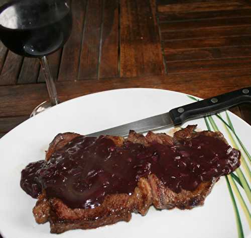 Basse-côte de boeuf sauce chocolat bordelaise