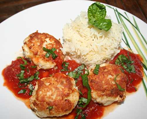 Boulettes de merlu (colin) sauce tomates