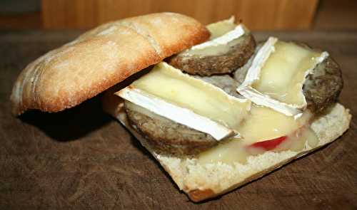 Burger andouille de Vire et Camembert de Normandie