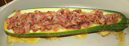 Courgette farcie au jambon cru fumé et cancoillotte