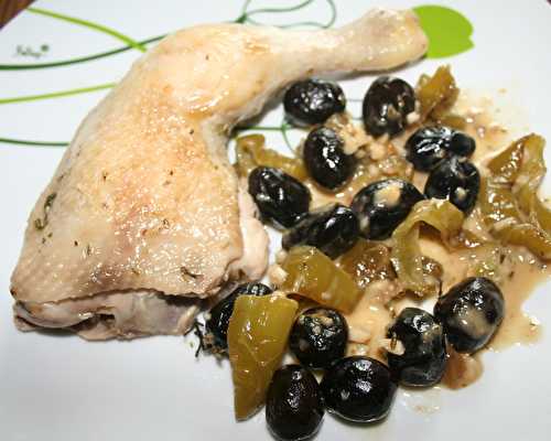 Cuisse de poulet aux olives noires et poivron vert