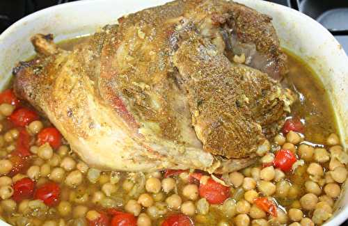 Epaule d'agneau aux épices de tajine et pois chiches