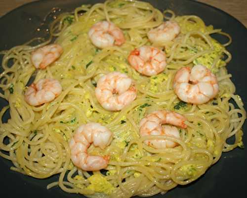 Frittata di spaghetti e scampi