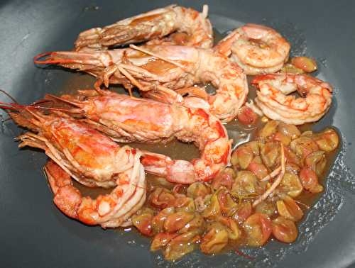 Gambas ou crevettes géantes au raisin et Muscat de Rivesaltes ambré AOP