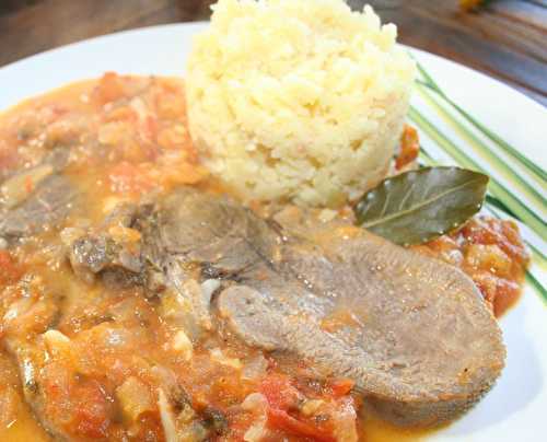 Langue de boeuf sauce tomate et écrasée de pommes de terre