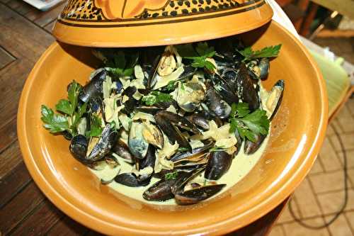 Moules de Barfleur au lait de coco et épices à tajine