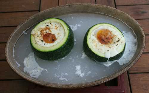 Oeufs en cocotte de courgettes rondes