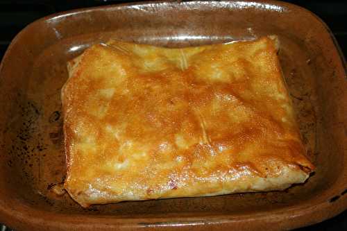 Pastilla au poulet et miel épicé