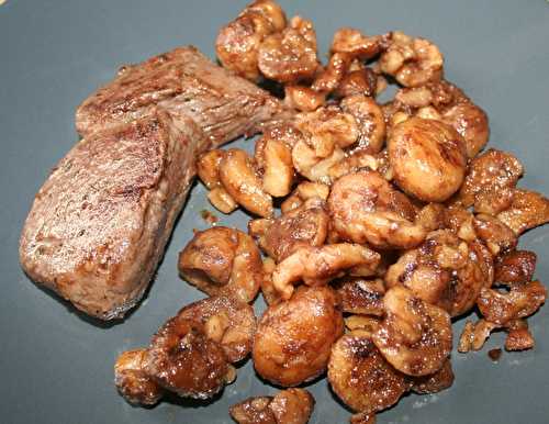 Pavé de biche mariné au poivre et à la vanille aux marrons