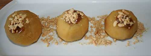 Pommes pochées au sirop de gingembre et farcies confiture de figues rouges - amafacon