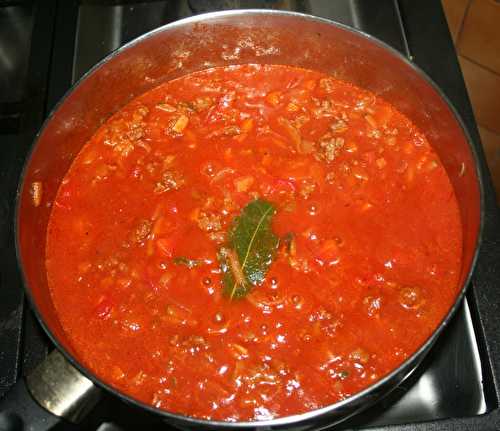 Ragoût (sauce) à la bolognaise