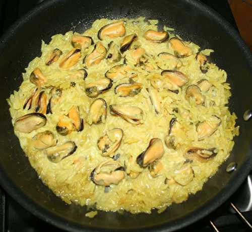 Riz pilaf de moules au curry