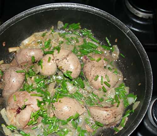 Rognons d'agneau au vin blanc et ciboulette