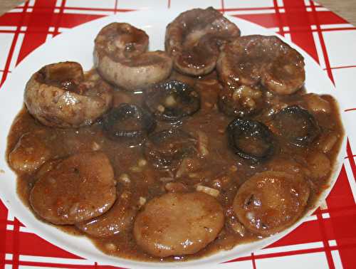 Rognons d'agneau aux champignons sauce "au vin de Corbières et petits légumes"