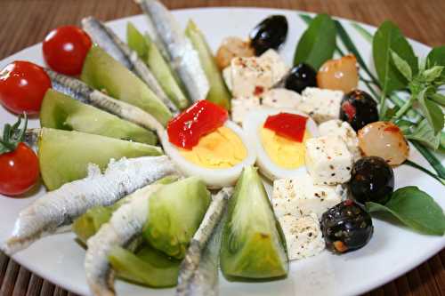 Salade anchois, Fêta et oeuf marinés