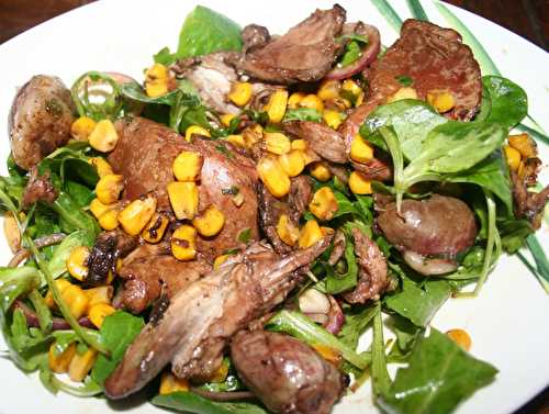 Salade d'abats de lapin, mâche et roquette