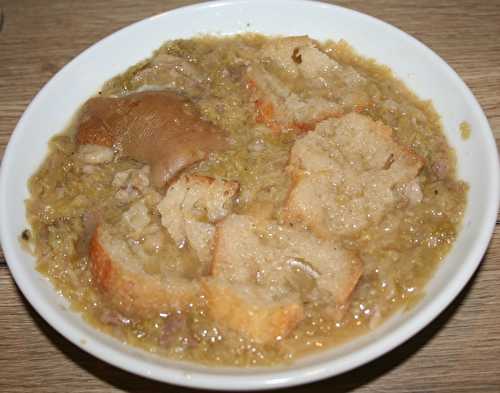 Soupe au chou et au pain