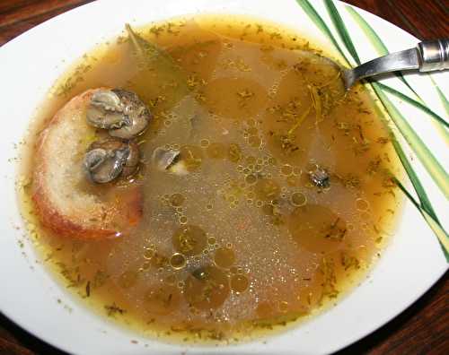 Soupe d'escargots aux herbes