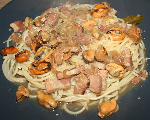 Spaghetti aux moules et poitrine de porc - amafacon