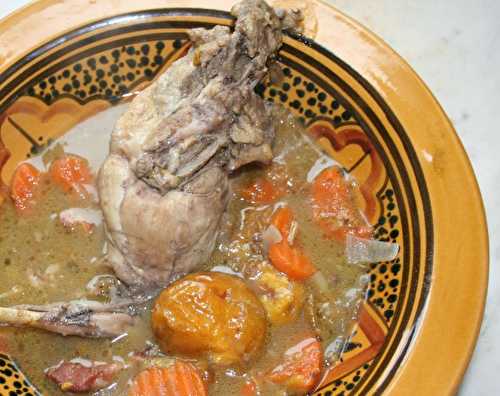 Tajine de lapin aux prunes