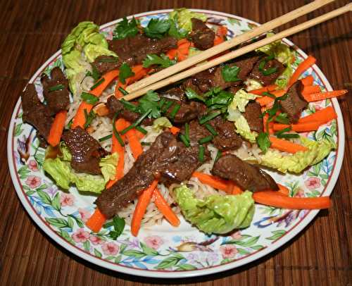 Vermicelle de riz au boeuf sauté