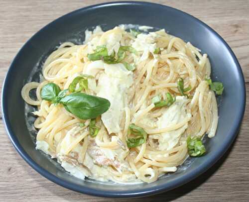 Spaghetti au filet de bar (loup) crème, curry et basilic