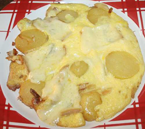 Omelette aux pomme de terre et deux fromages