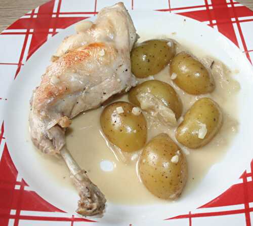 Lapin en cocotte et pommes de terre grenailles