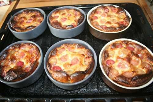 Clafoutis aux cerises en cassolettes