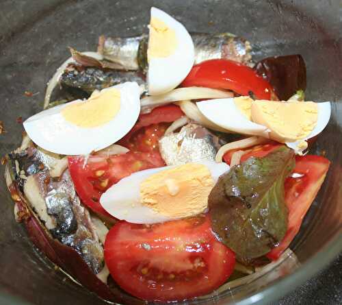 Salade de sardines, œuf, tomate, fenouil, laitue barlach