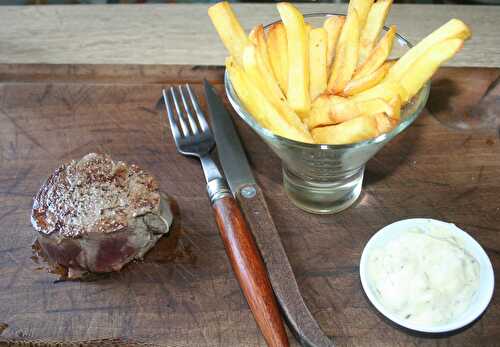 Tournedos à la béarnaise grillé à la plancha et frites