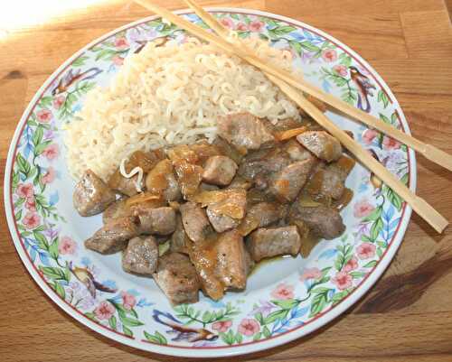 Escalope de jambon marinée et ognon caramélisé