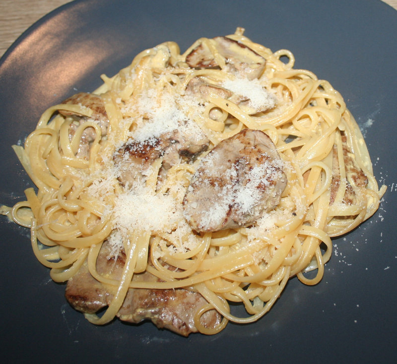 Spaghetti aux foies de lapin sauce carbonara