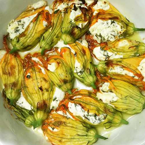 Fleurs de courgettes farcies au chèvre frais