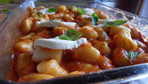 Gnocchi de pomme de terre, coulis de tomates et mozzarella