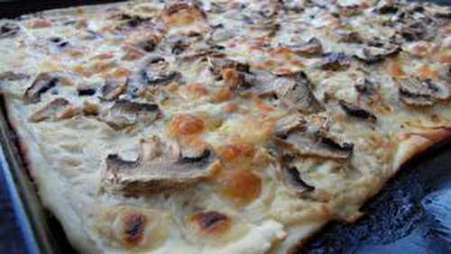 Pizza aux deux champignons (végétarienne)