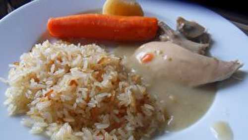 Poule au riz, sauce suprème