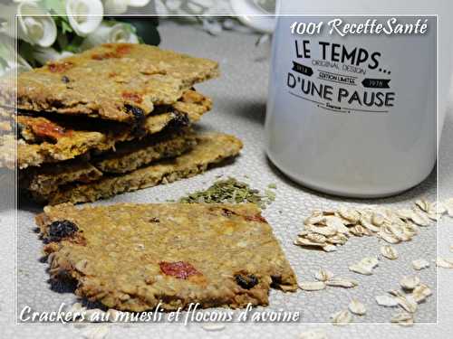 Crackers au muesli et flocons d'avoine pour petit-déjeuner  % %