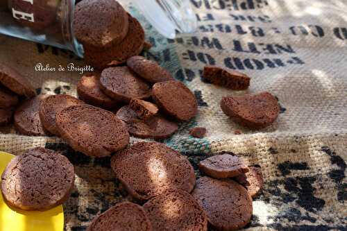 BISCUITS CHOCOLAT ET HUILE OLIVE