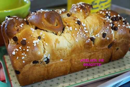 Brioche filante, extra moelleuse et fondante aux pépites de chocolat