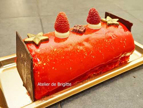 Bûche framboises, citron vert et citron jaune