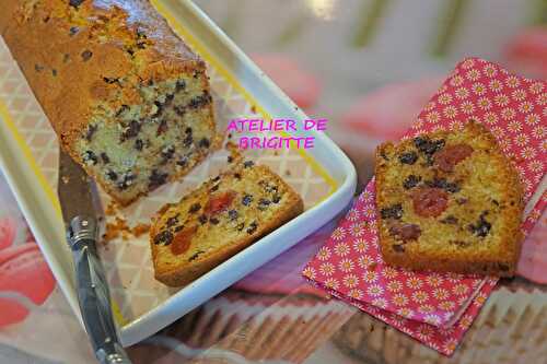 Cake Pépites Chocolat et Cerises Confites