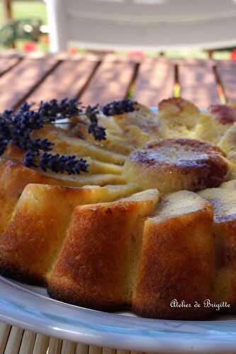 Clafoutis Nectarines, Lavande, Amandes et fève Tonka