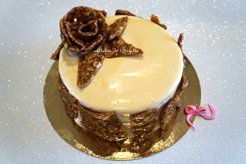 Entremet Caramel, Insert Confit Poires et Noisettes, Nougatine Amandes et Noisettes