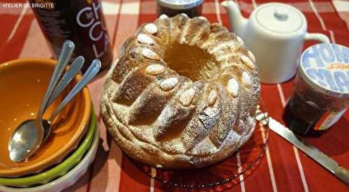 Kougelhopf gourmand, tendre, mie filante, savoureux, parfumé....