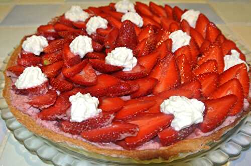 Tarte aux fraises sur crème d'amandes et crémeux léger aux fraises - Atelier de Brigitte, cuisine, recettes, partages, 