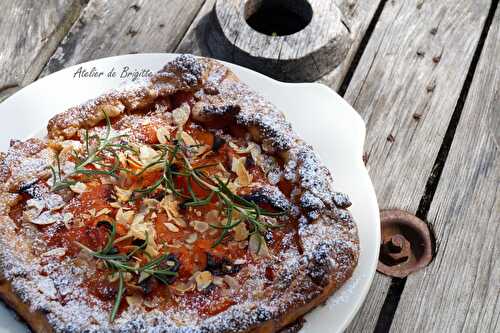 Tarte Rustique Abricots, Amandes et Romarin