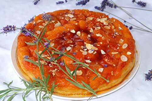 TATIN ABRICOTS LAVANDE ET AMANDES